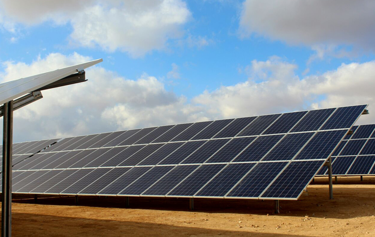 Giant Group Uses DSEP100 in Solar Power Installation